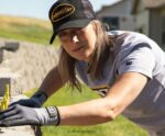 ディーゼルパワーティー グレー 女性 N2JB0V313 Caterpillar |トップス＆アウター - 画像 (2)