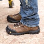 限界防水スチールトゥワークブーツ リアルブラウン 男性 N2JB0V11 Caterpillar |ワークブーツ - 画像 (8)